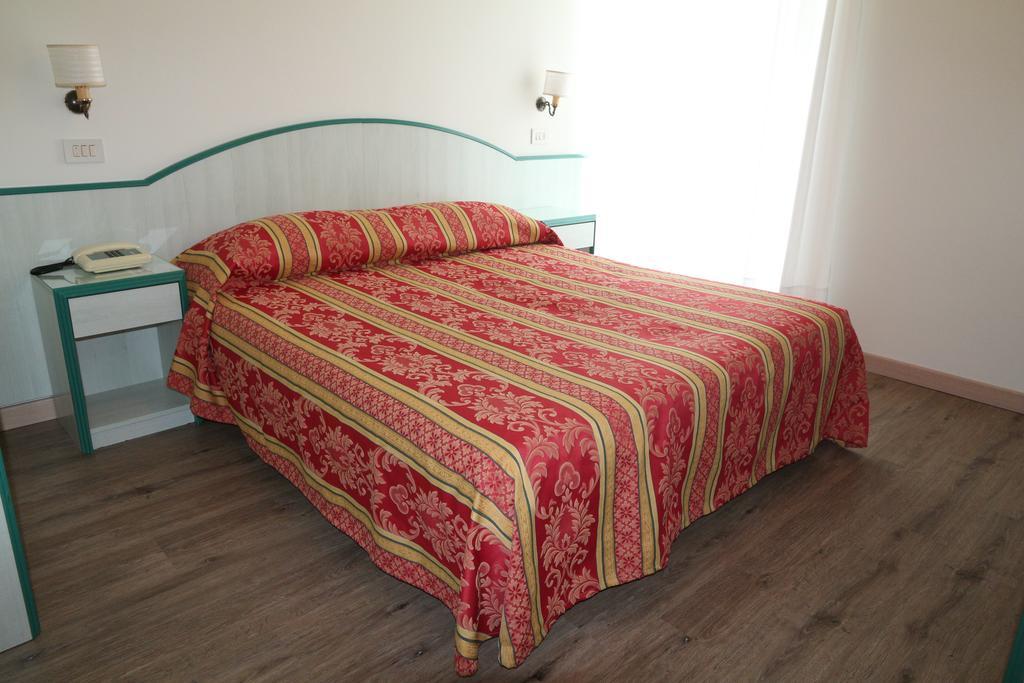 Hotel San Marco Lignano Sabbiadoro Buitenkant foto