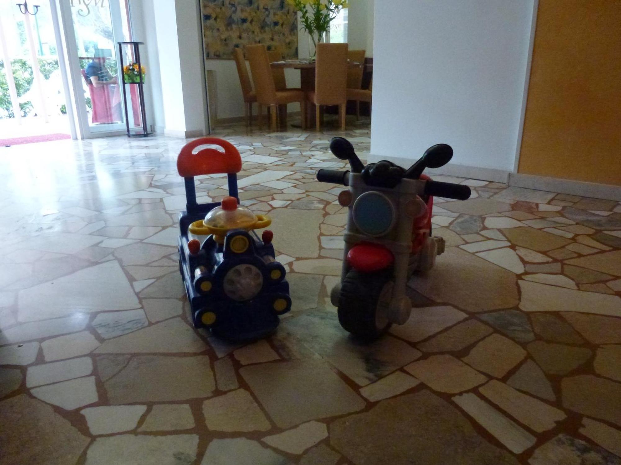 Hotel San Marco Lignano Sabbiadoro Buitenkant foto