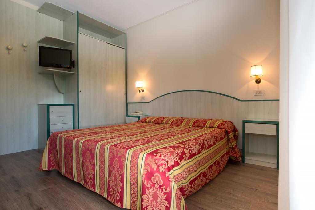 Hotel San Marco Lignano Sabbiadoro Buitenkant foto